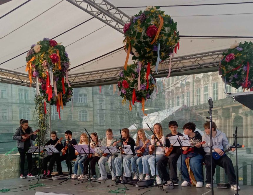 Naši žáci vystoupili na velikonočních trzích na Staroměstském náměstí